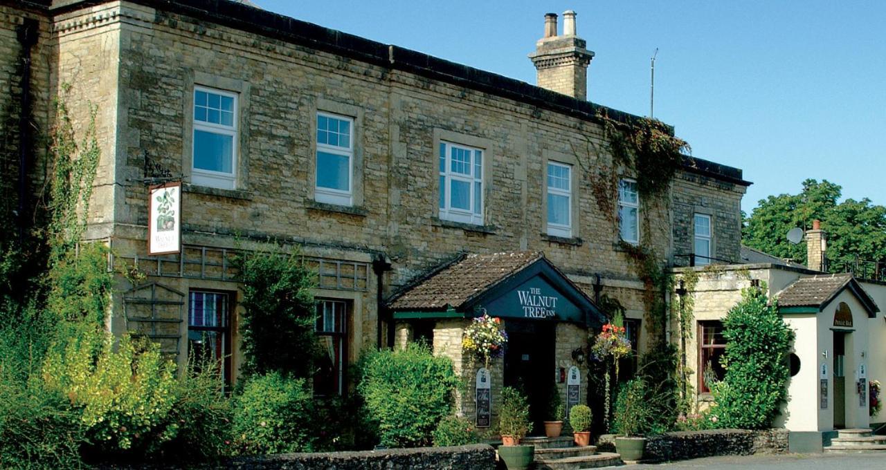 The Walnut Tree Inn Blisworth Exterior foto